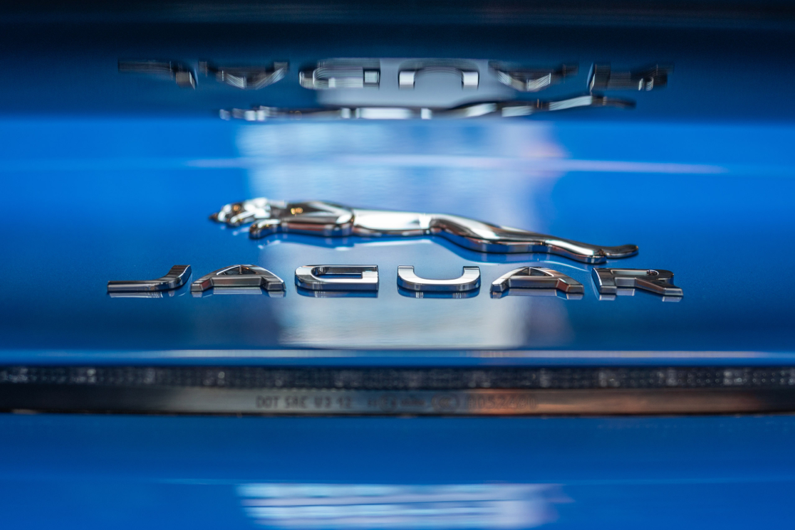 Freshness Mag - 2020 Jaguar F-Type SVR