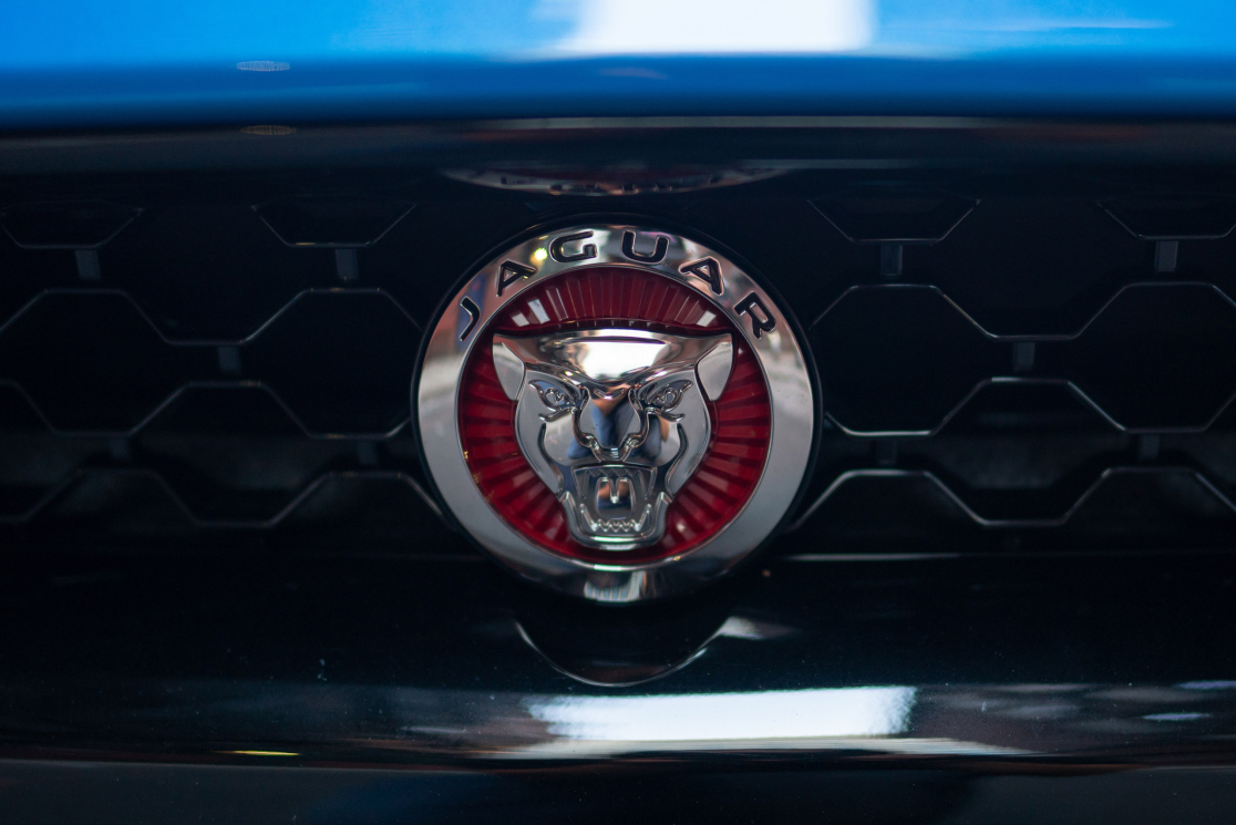 Freshness Mag - 2020 Jaguar F-Type SVR